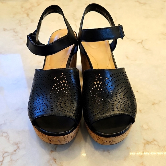 Clarks Black Leather Cork Platform, 3 inch, Sandals, 7.5 - Picture 1 of 7